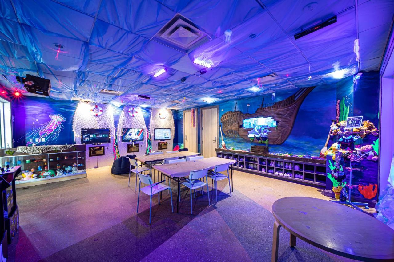 Vibrant Home By Rentyl Near Disney With Private Pool, Foosball Table & Resort Amenities - 7418M オーランド エクステリア 写真